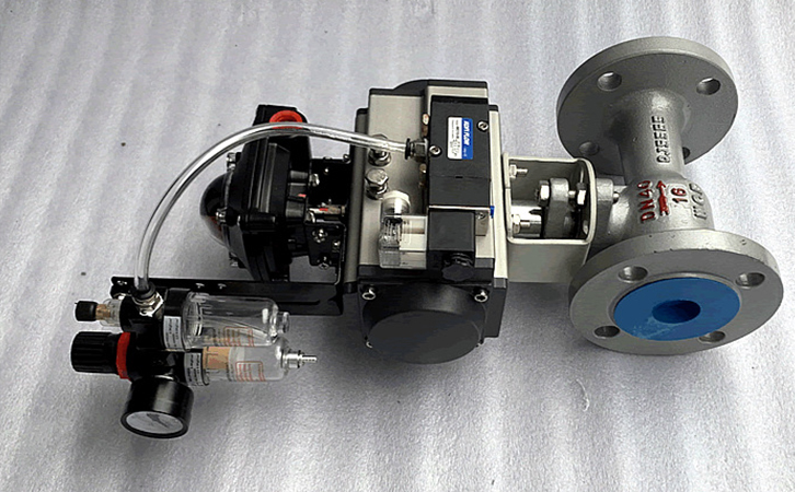 氣動鑄鐵高溫一體式球閥實物圖2 氣動鑄鐵高溫一體式球閥實物圖