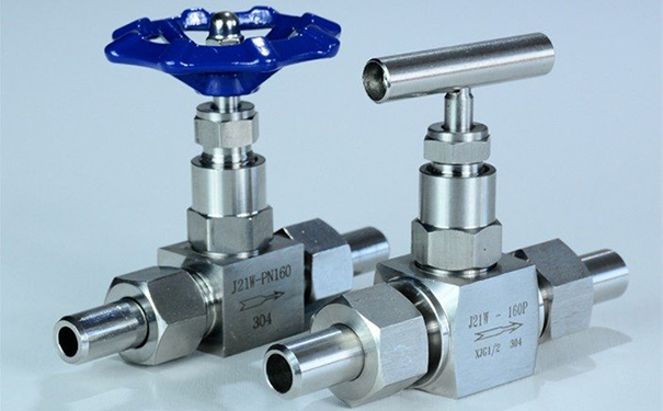 外螺紋截止閥J21W/J23W-160P實(shí)物圖